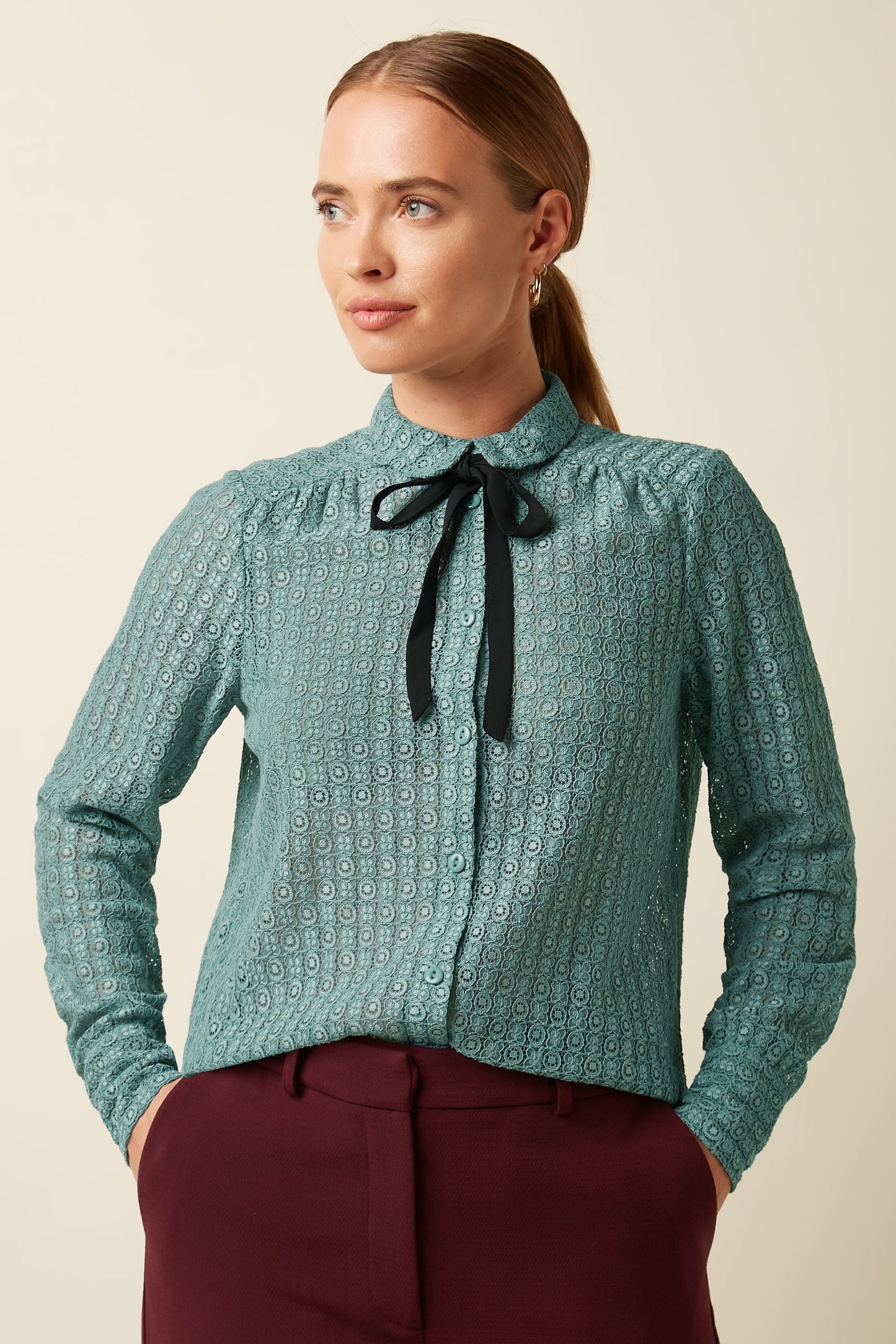 Elia Blússa Branco Lace