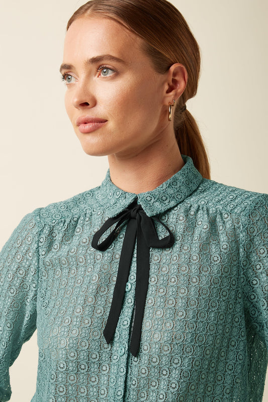 Elia Blússa Branco Lace