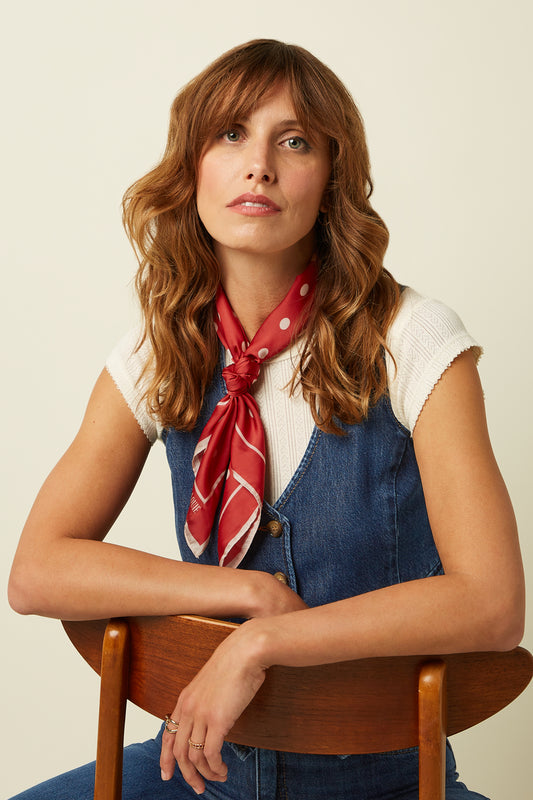 Slæða Polka